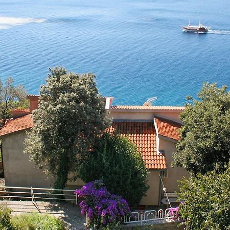 Apartments By The Sea Stanici, Omis - 1028 Tice Dış mekan fotoğraf