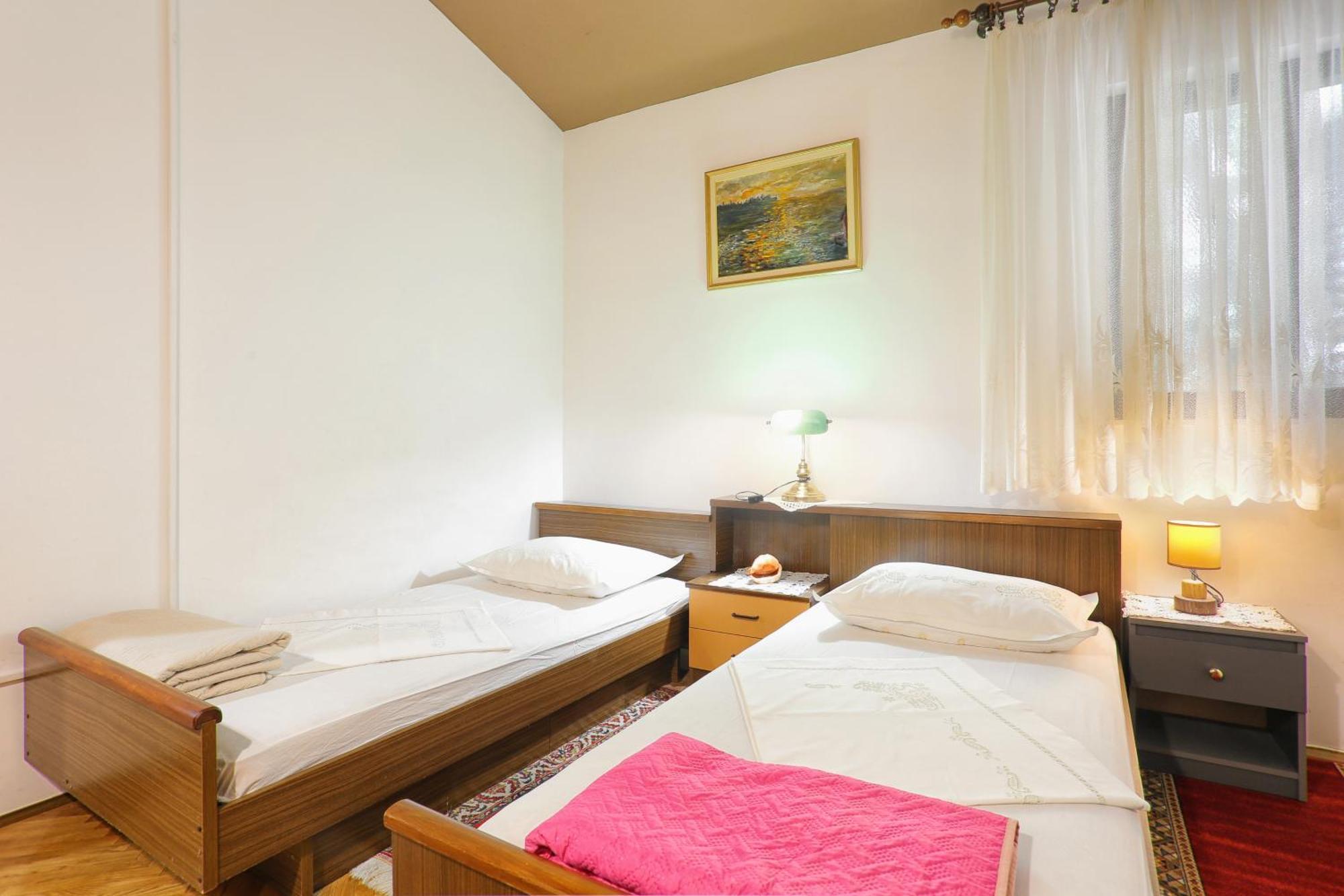 Apartments By The Sea Stanici, Omis - 1028 Tice Oda fotoğraf