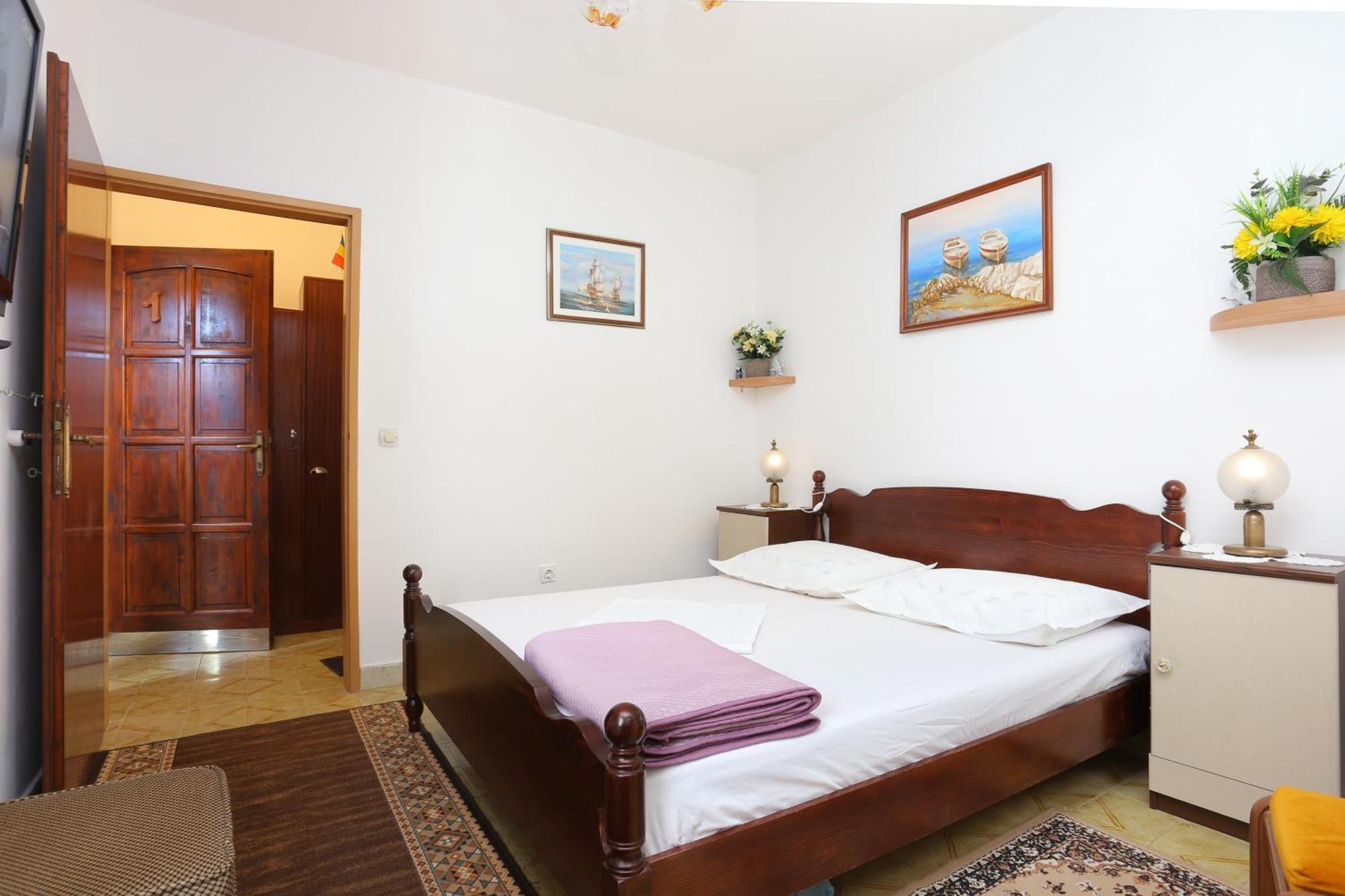 Apartments By The Sea Stanici, Omis - 1028 Tice Oda fotoğraf